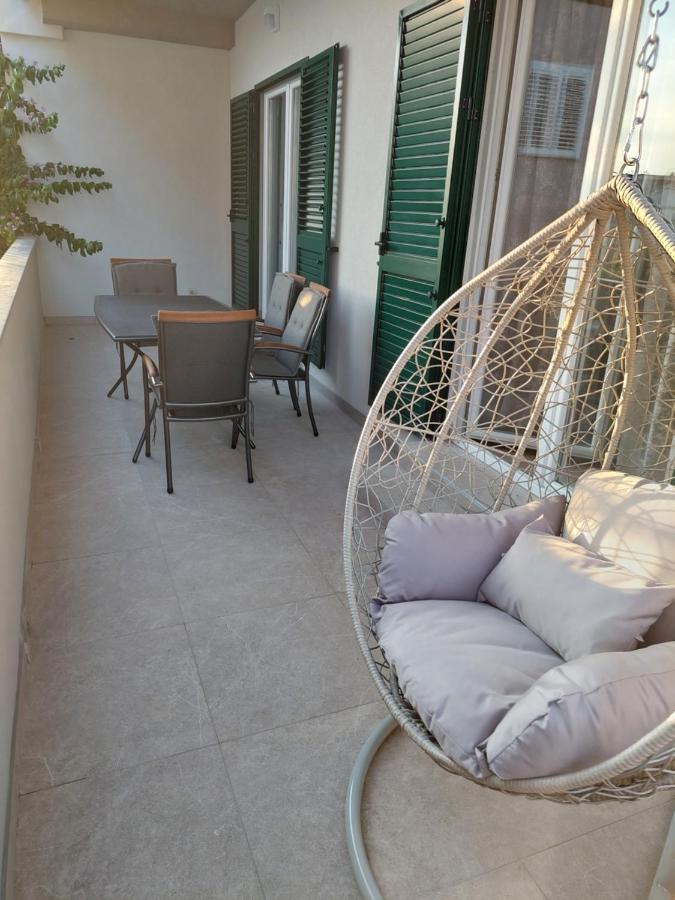 Apartmani Diana Biograd Na Moru Esterno foto