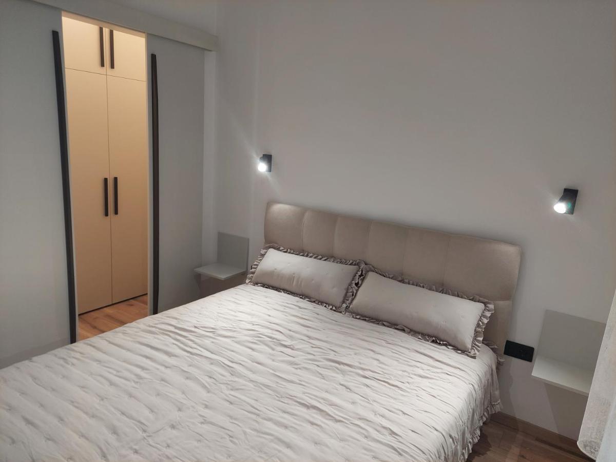 Apartmani Diana Biograd Na Moru Esterno foto