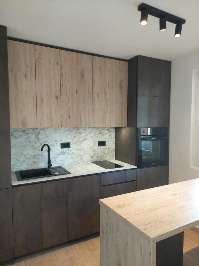 Apartmani Diana Biograd Na Moru Esterno foto